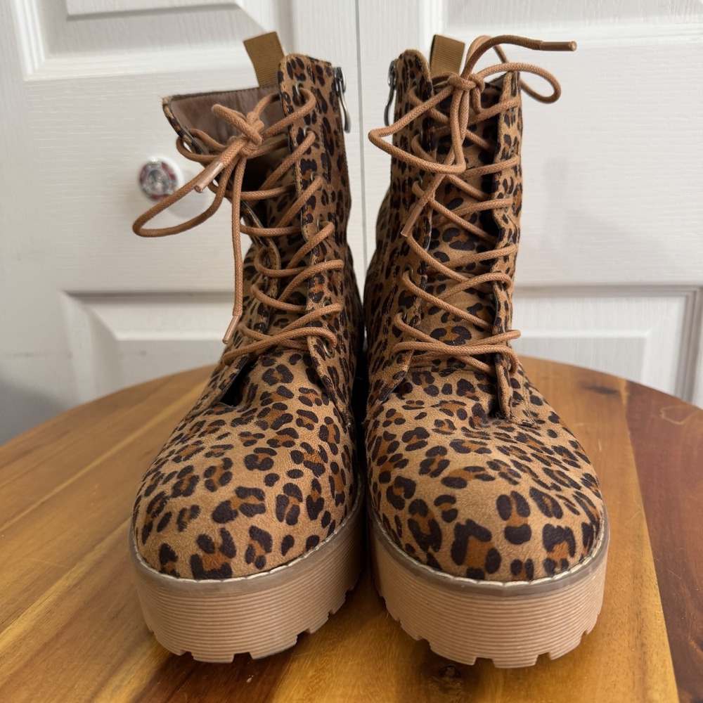 Dirty Laundry Mazzy Cheetah Combat Boots Women's Size 8 Grunge Boho Mobwife - Picture 4 of 12